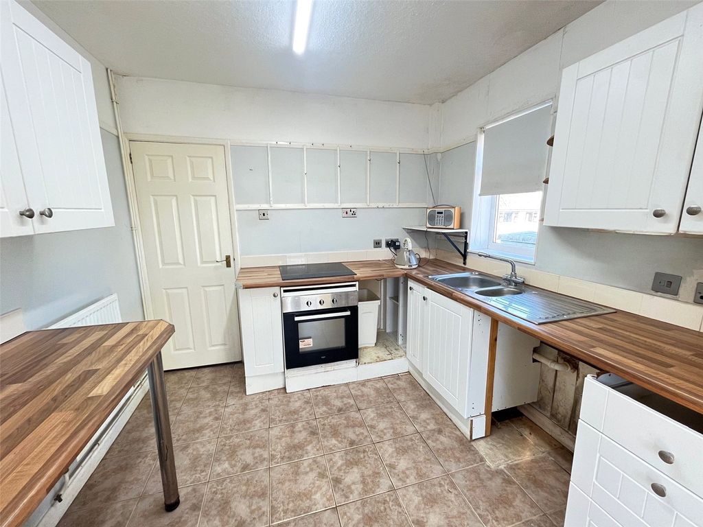 Property photo 3 of 19 Picture No. 22