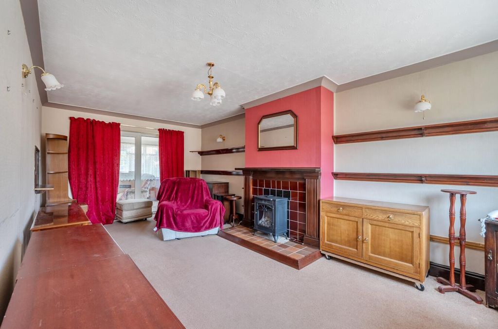 Property photo 3 of 18