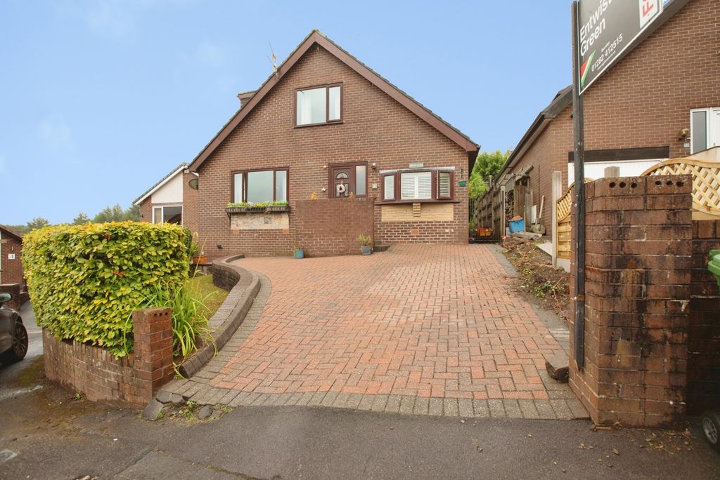 Property photo 1 of 21 Pbox-Img.Jpg