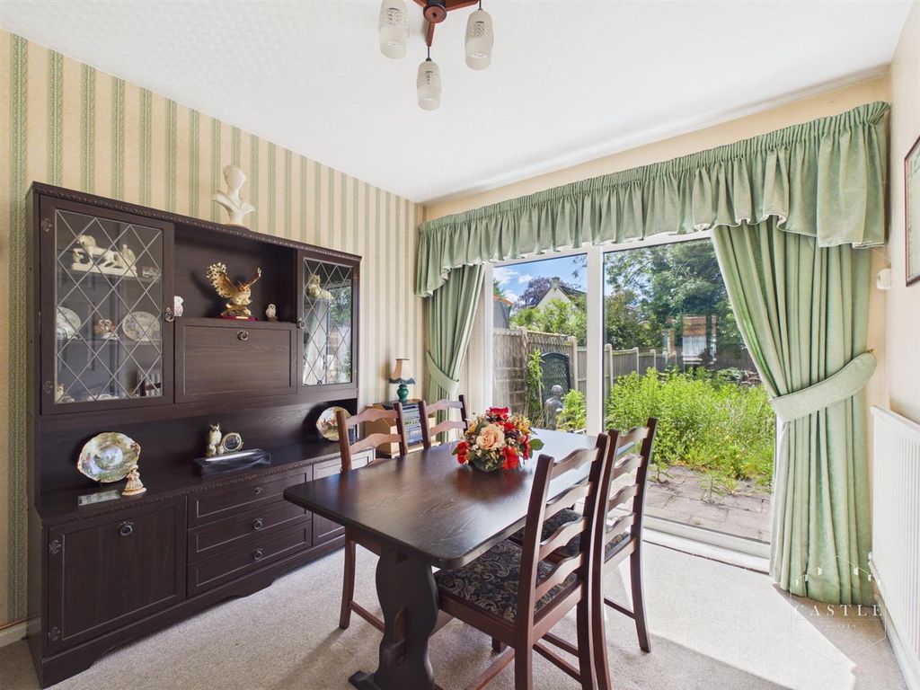 Property photo 3 of 18 Dining Room