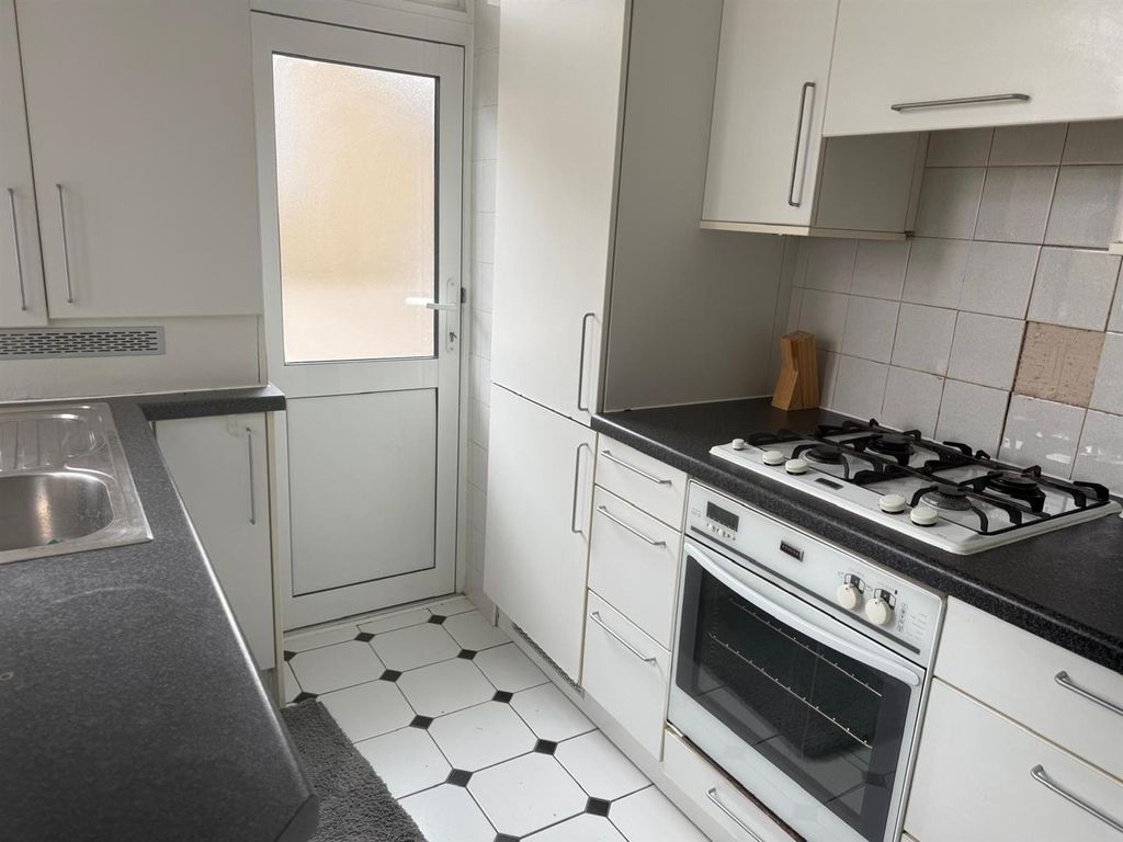 Property photo 3 of 12 1Dd446B9-8Fab-4949-A35B-F25B0E9cc158.Jpg