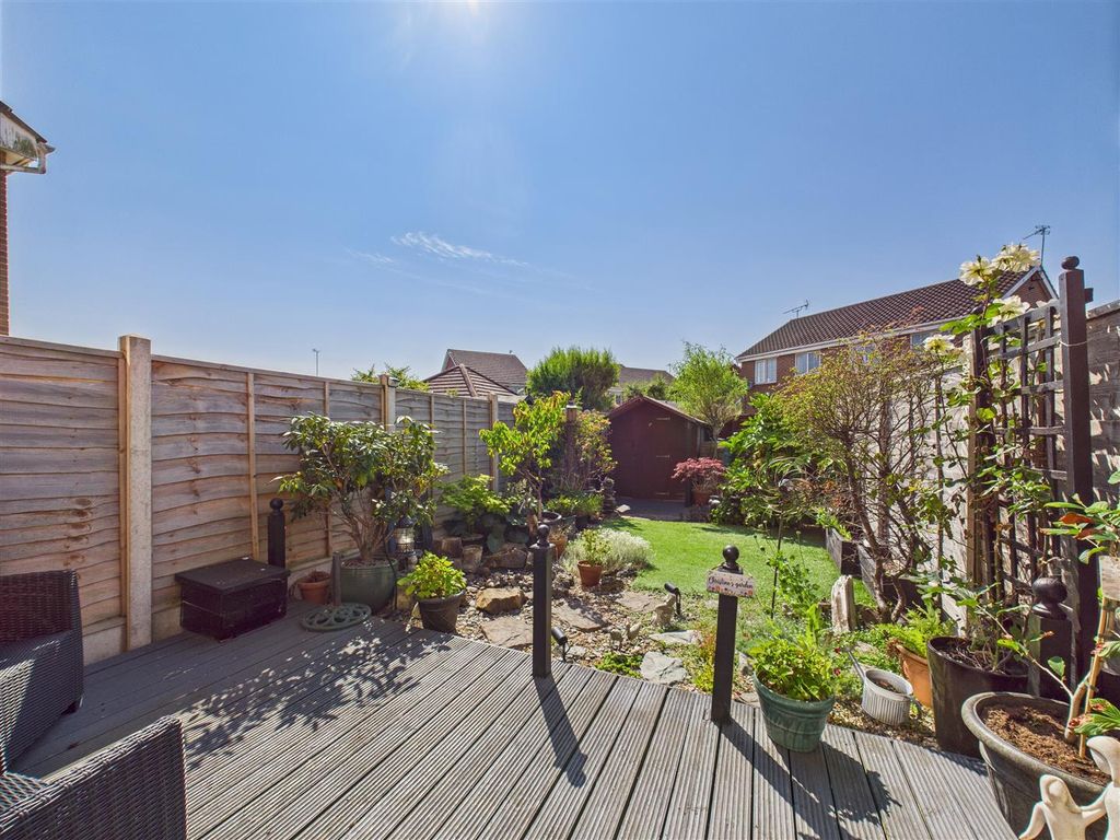 Property photo 3 of 14 Outside