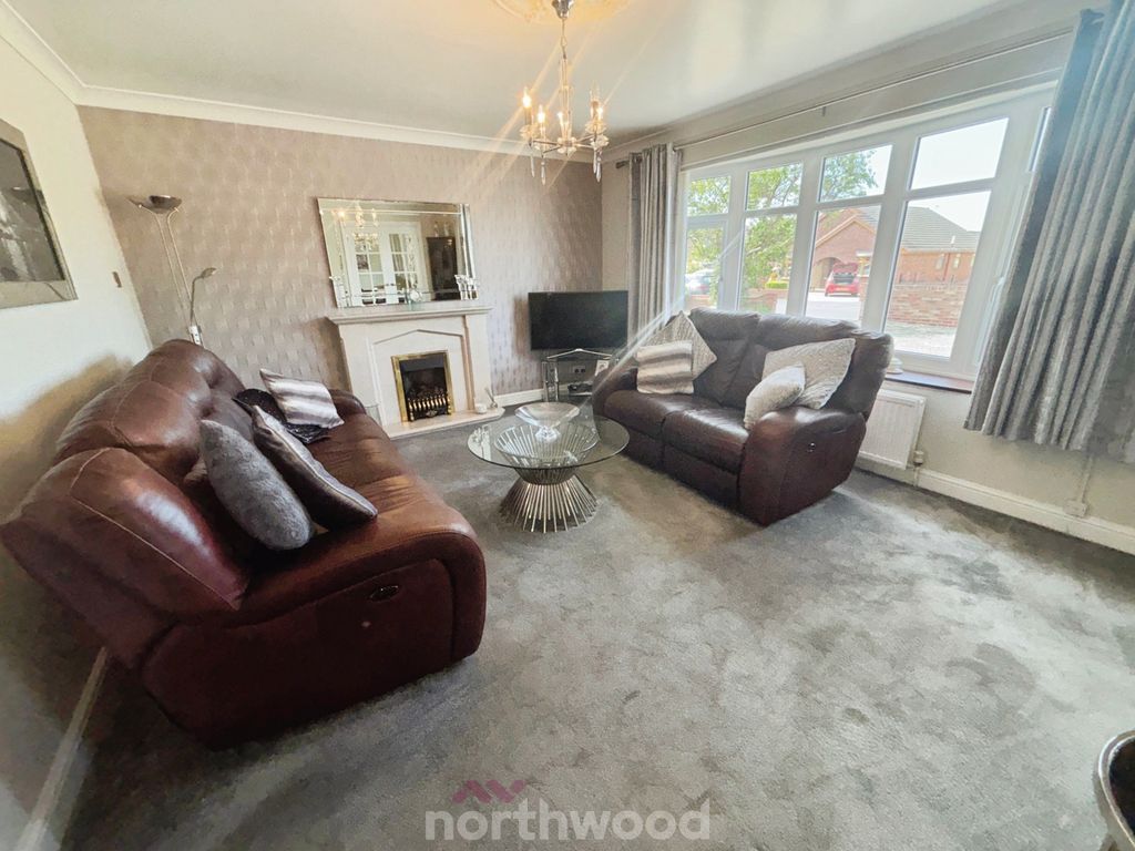 Property photo 2 of 24