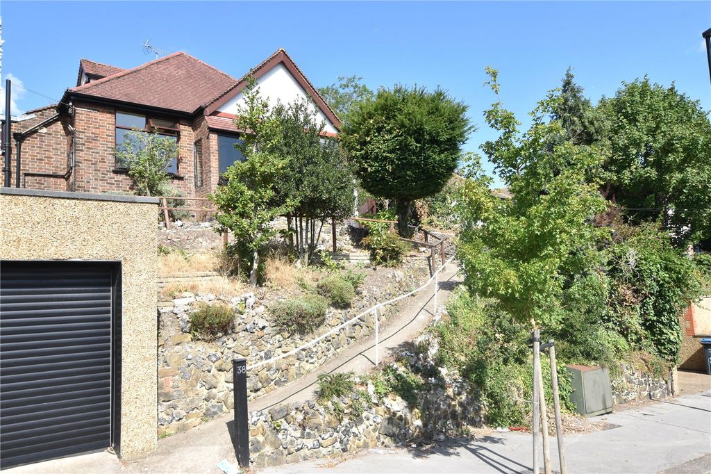 Property photo 1 of 2 Picture No. 04
