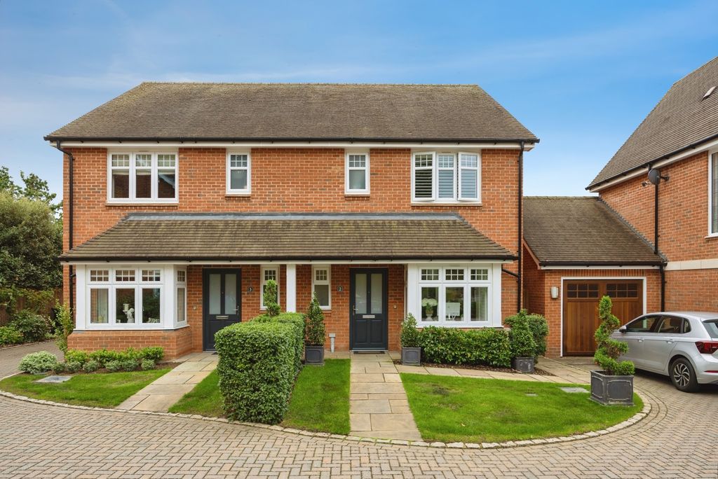 Property photo 1 of 18 Pbox-Img.Jpg