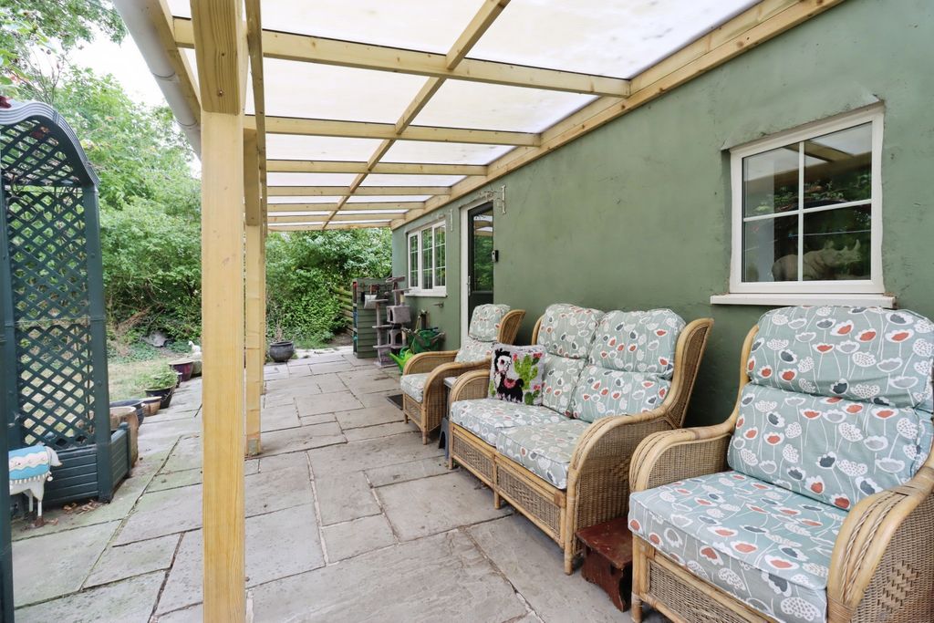 Property photo 2 of 15