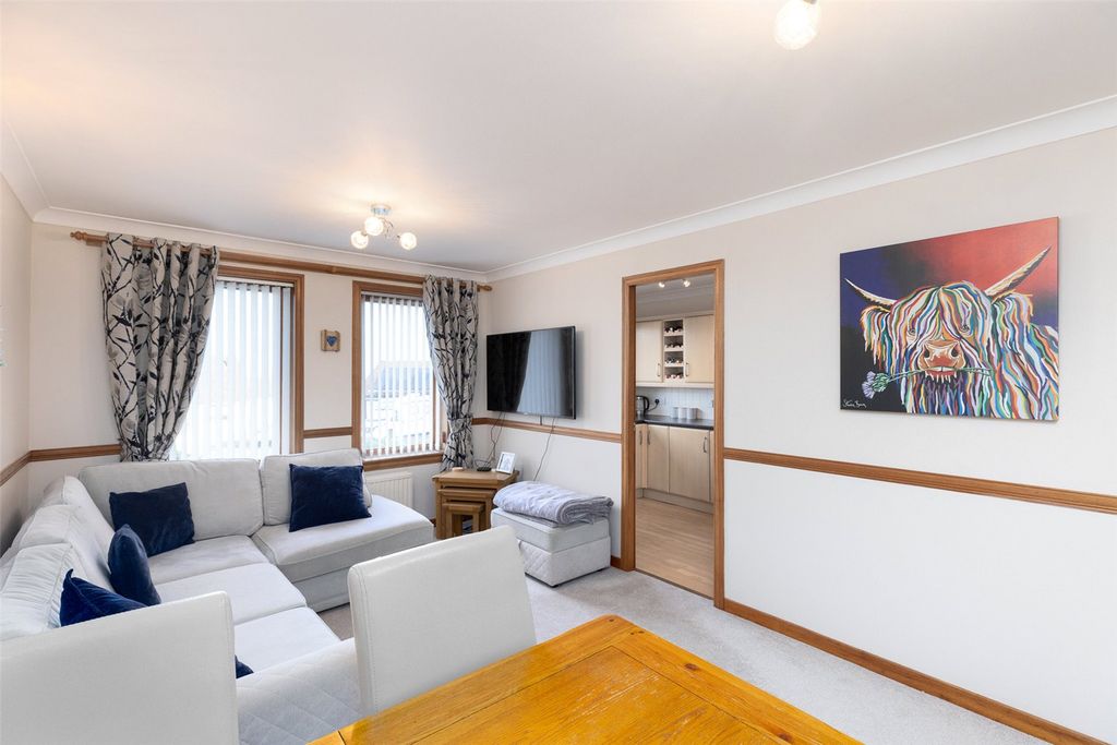 Property photo 2 of 12 Living Room