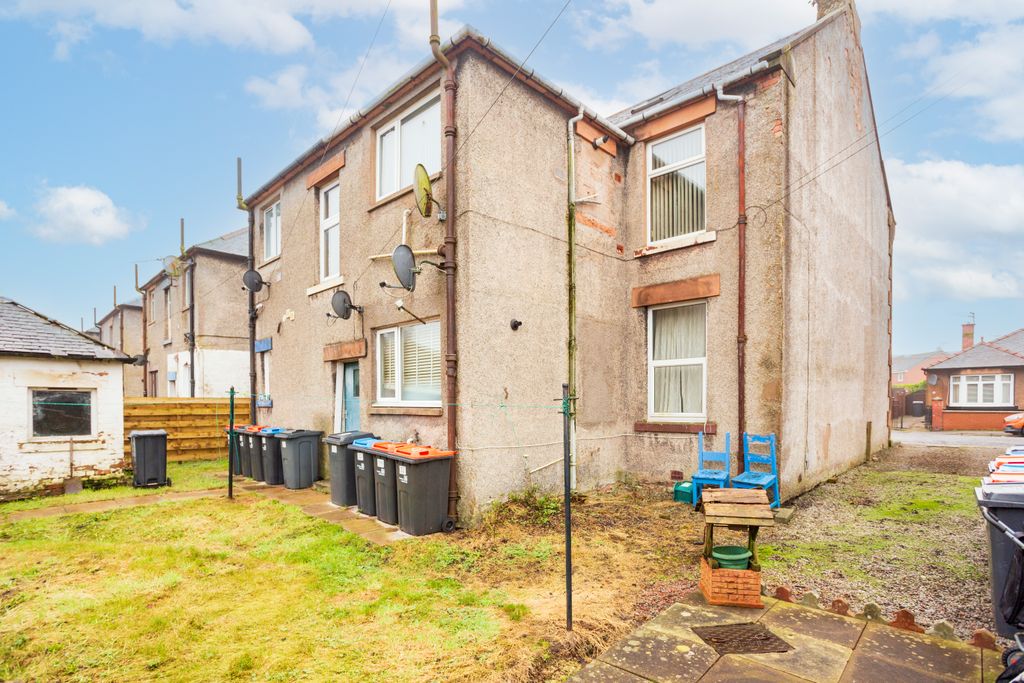 Additional image 15 of 2 bed flat for saleBalmoral Road, Dumfries DG1