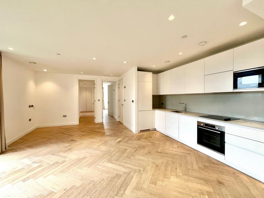 Property photo 2 of 17 Photo 6