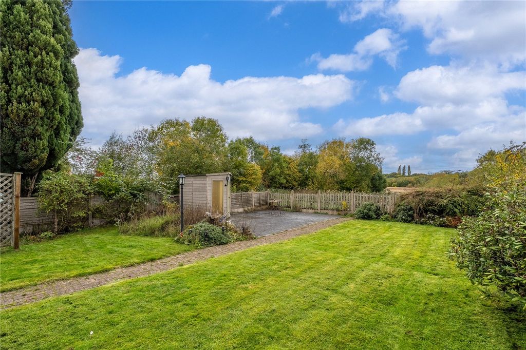 Property photo 2 of 29 Picture No. 20