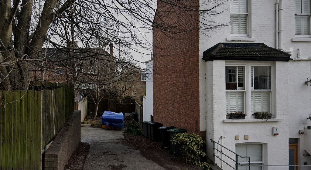 Property photo 1 of 2