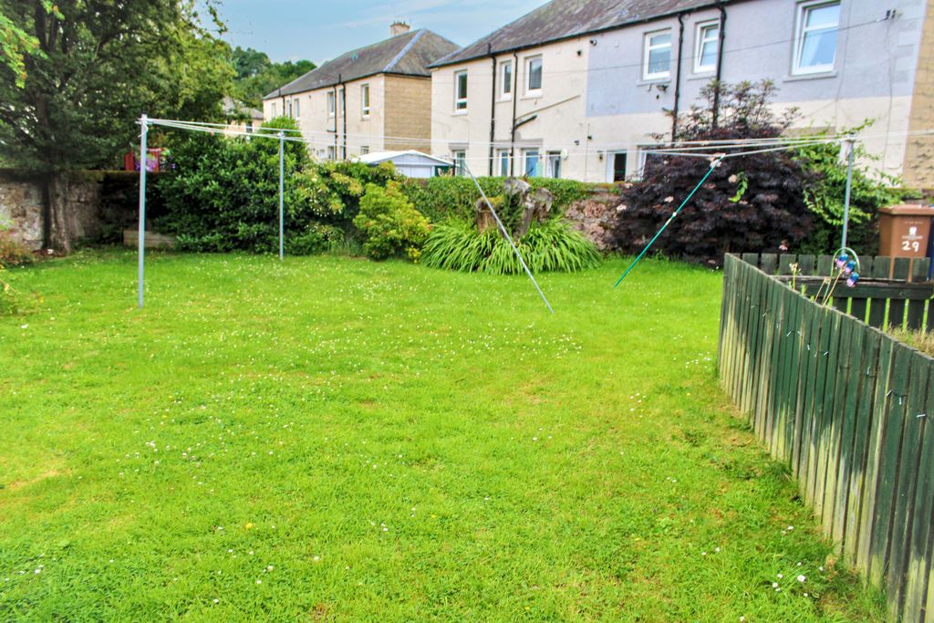 Additional image 9 of 2 bed flat for sale31 Shaftesbury Street, Alloa FK10