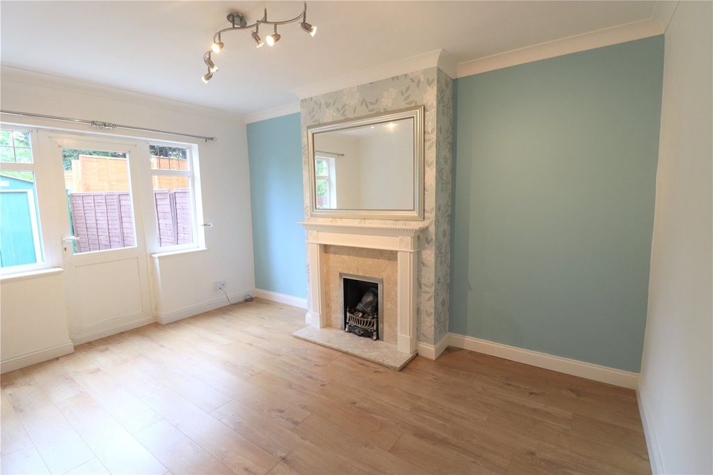 Property photo 2 of 9 Picture No. 07