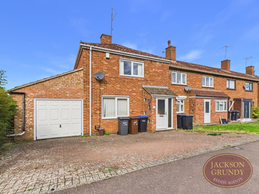 Property photo 1 of 10 Aynho Crescent