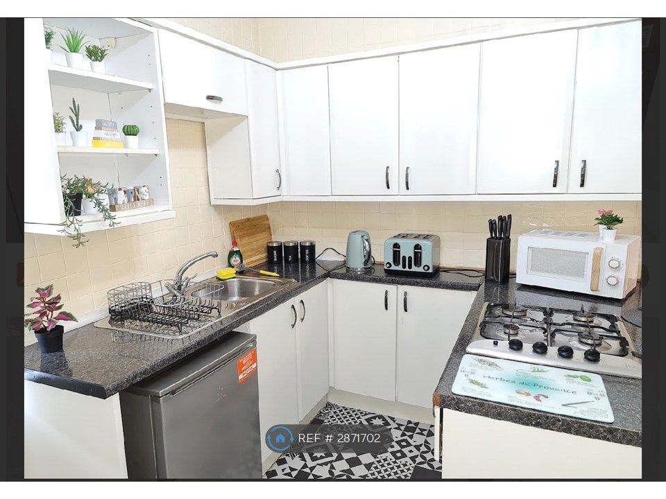 Property photo 3 of 29