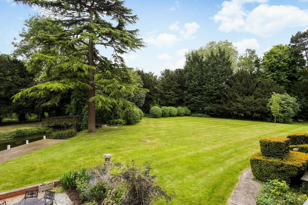 Additional image 17 of 2 bed flat for saleIslet Park, Maidenhead SL6