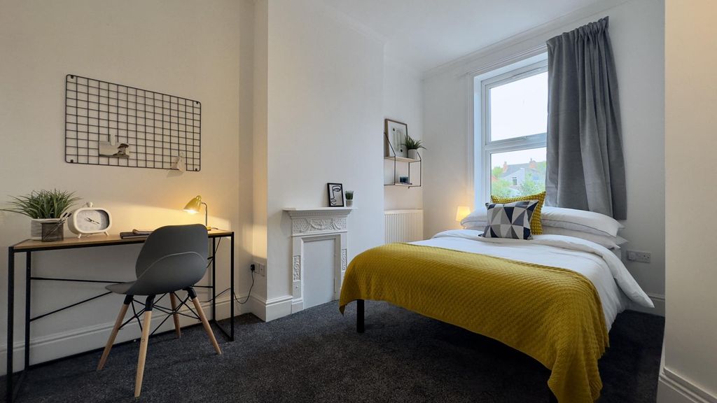 Property photo 3 of 26