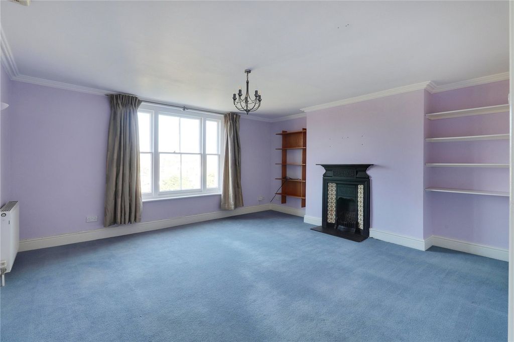 Property photo 2 of 16 Reception Room