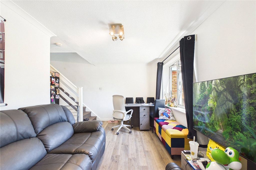 Property photo 2 of 10 Picture No. 01