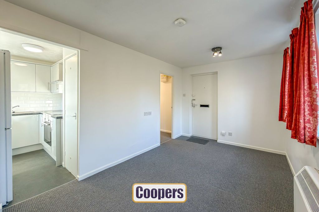 Property photo 3 of 7