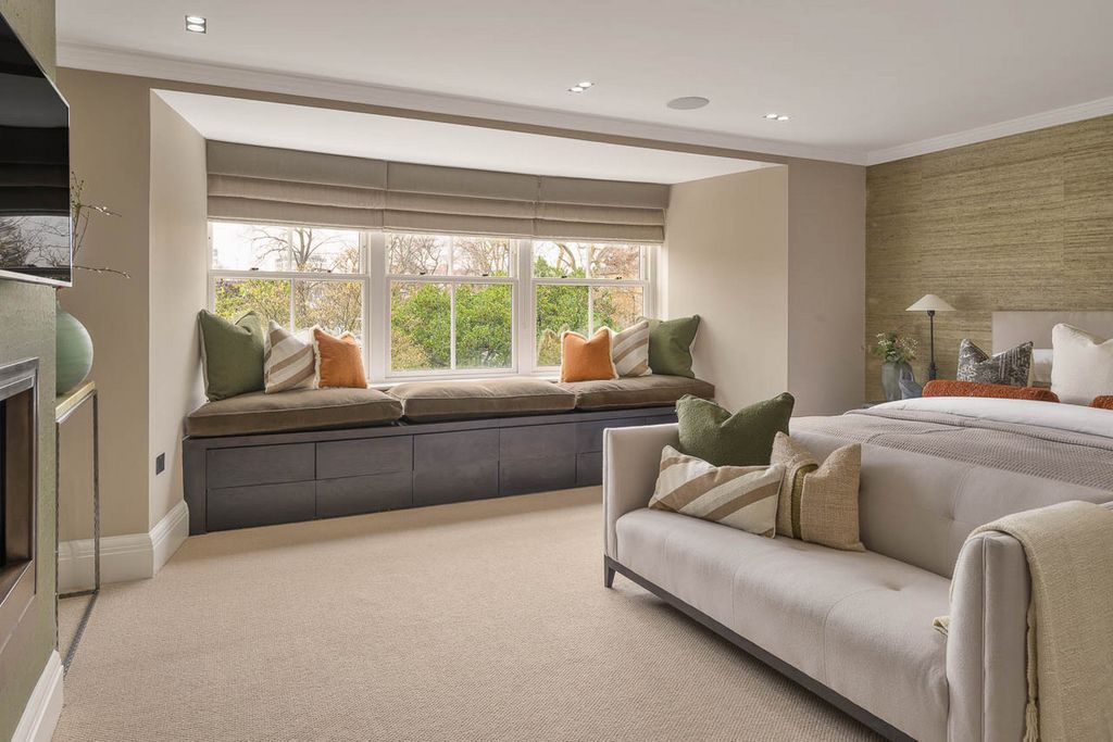 Additional image 13 of 8 bed terraced house to rentCheyne Walk, Chelsea SW3