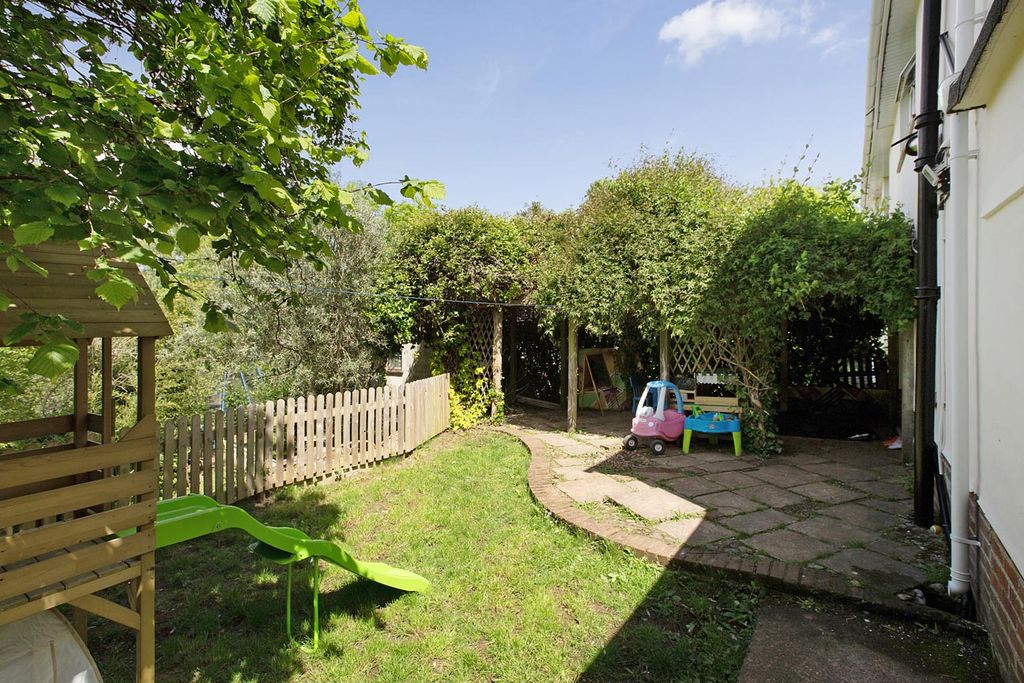 Property photo 3 of 15 Photo 1