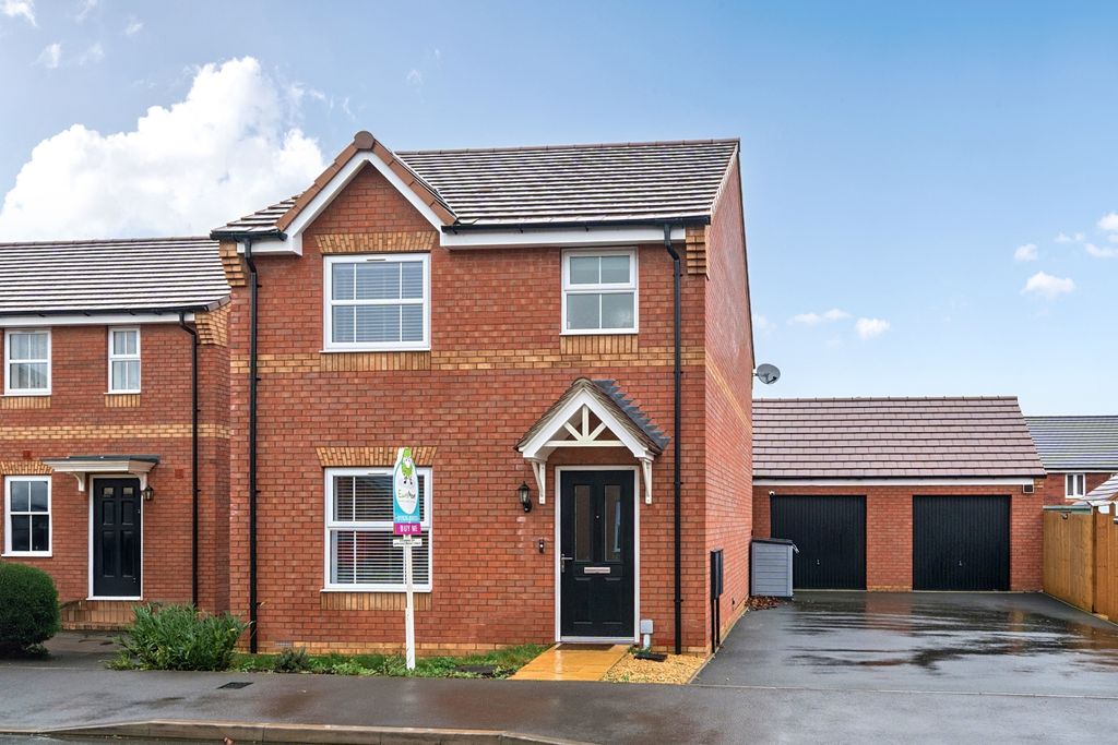 Property photo 1 of 19 1403895-19-6978B34E54d53