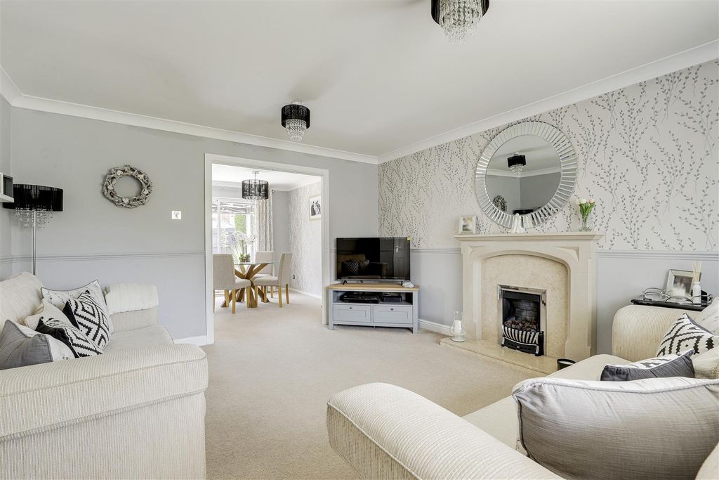 Property photo 2 of 20 11.Jpg