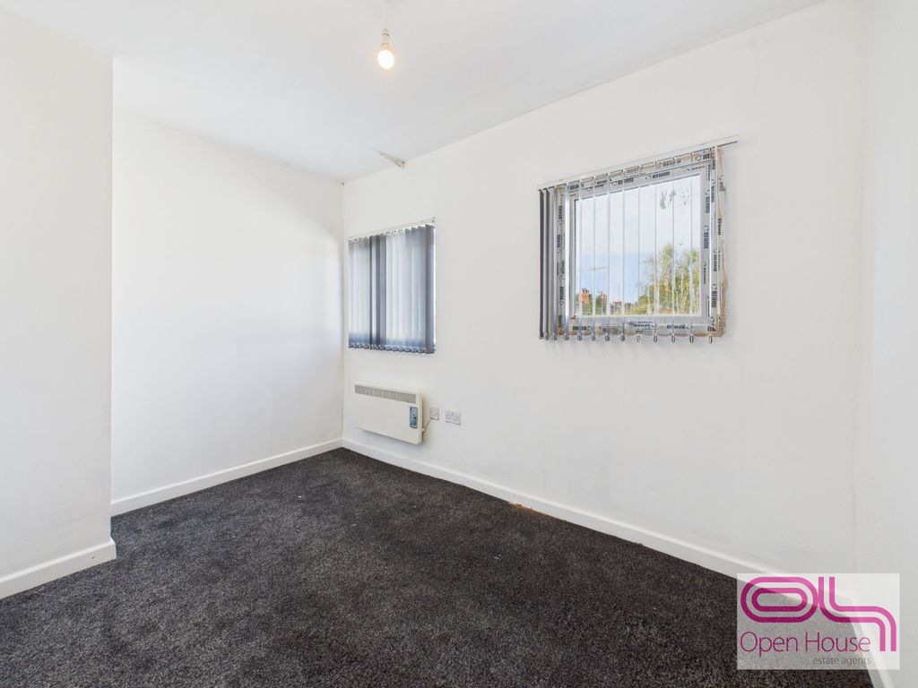 Property photo 3 of 4