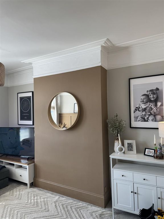 Property photo 3 of 39