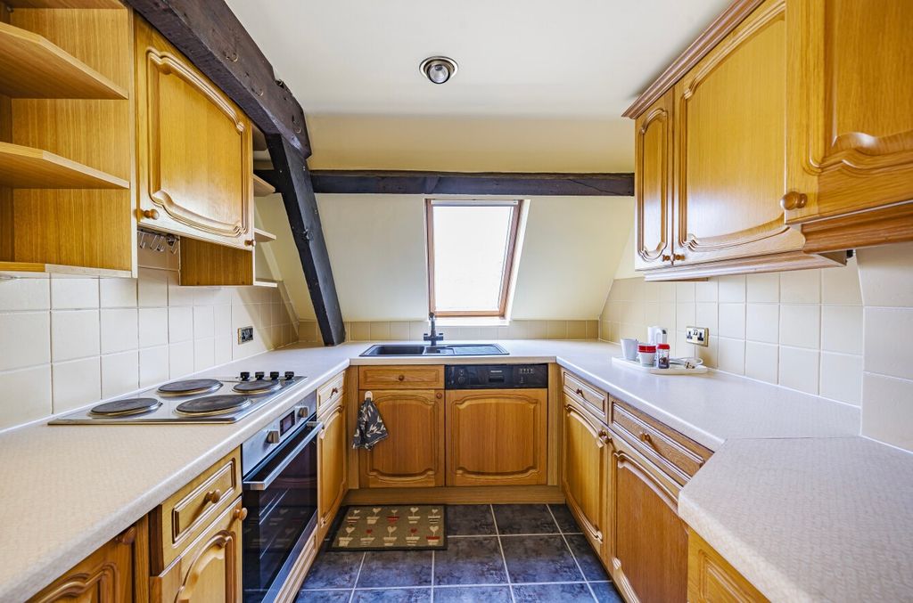 Property photo 3 of 22 Kitchen