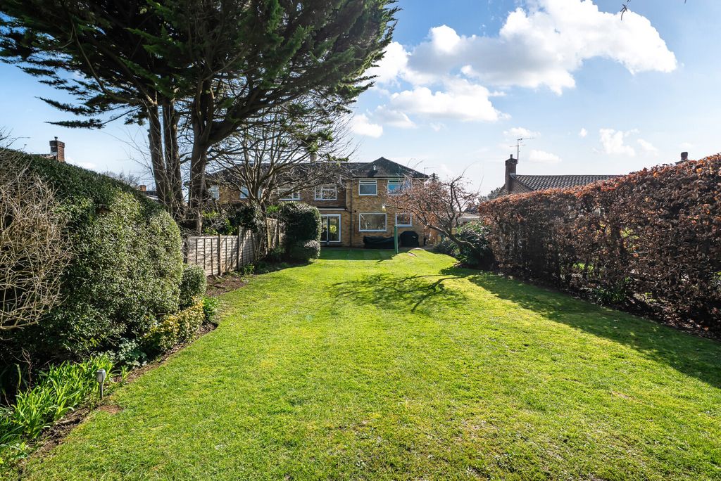 Property photo 2 of 16 1421798-20-69A983...