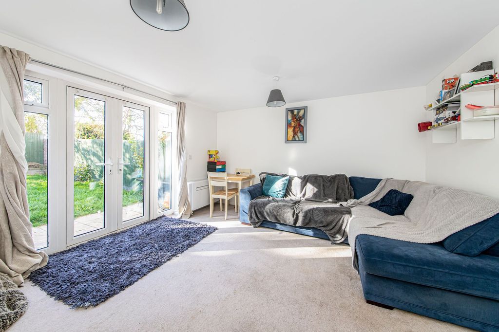 Property photo 2 of 15