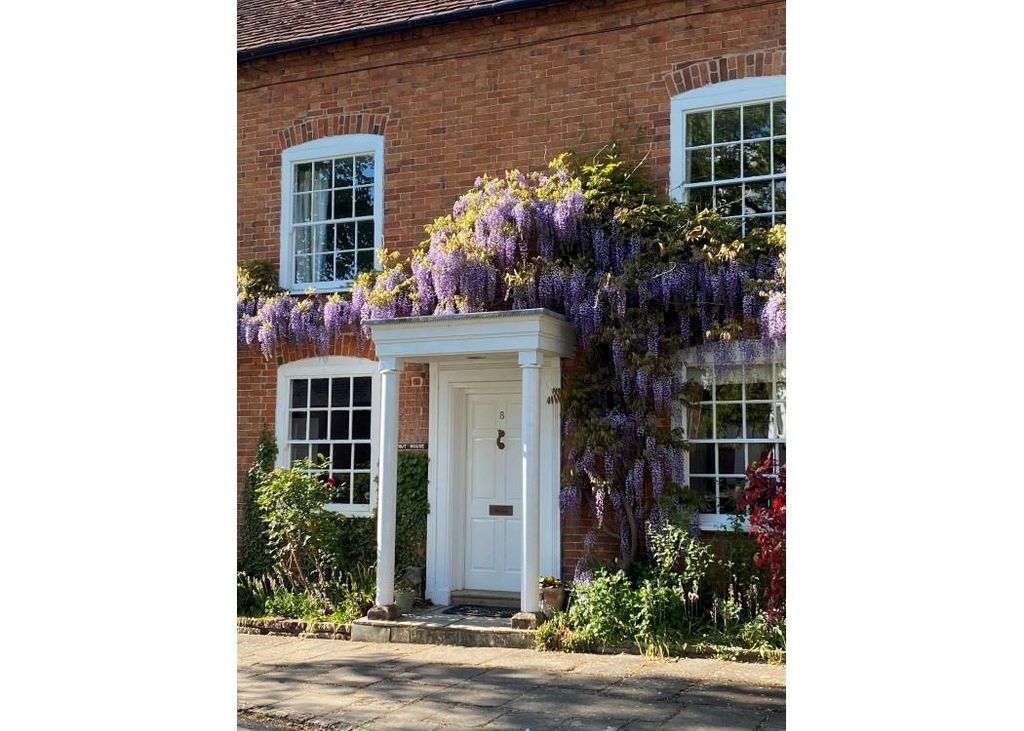 Property photo 2 of 23 Image