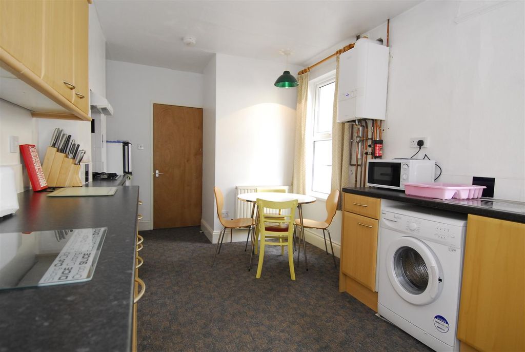 Property photo 1 of 6 44Derryave009.Jpg