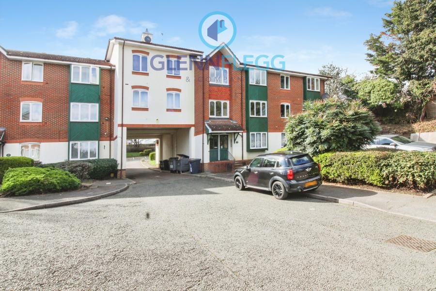 Property photo 1 of 8