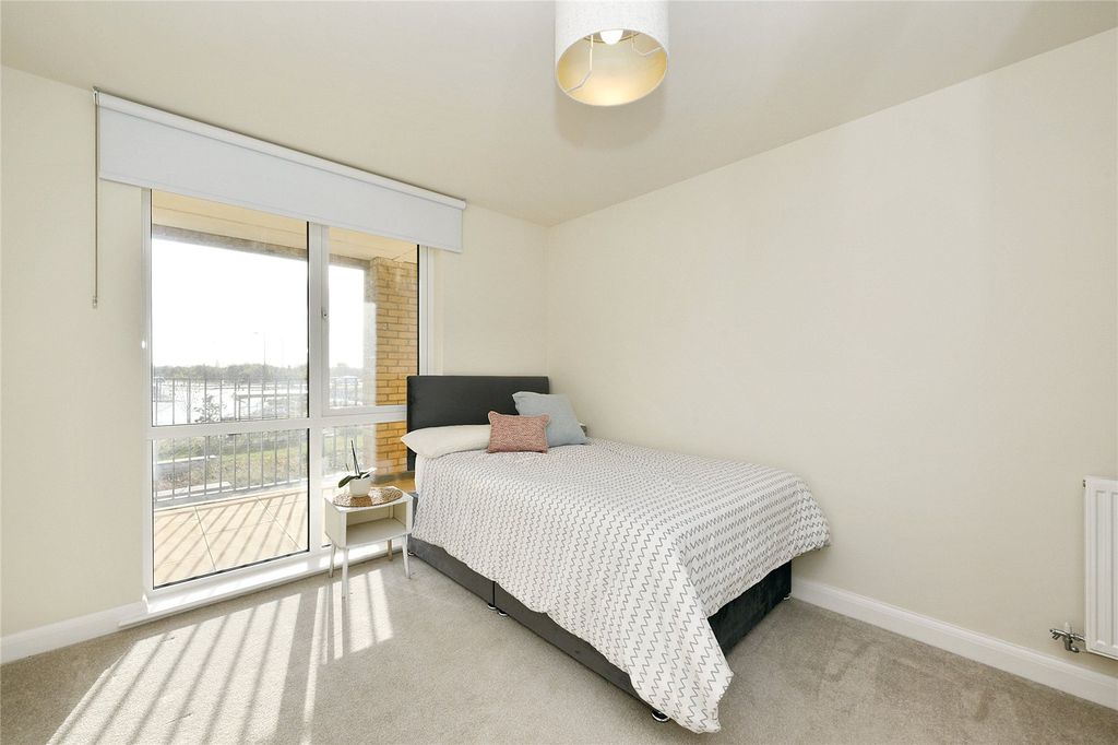 Property photo 3 of 19 Picture No. 20