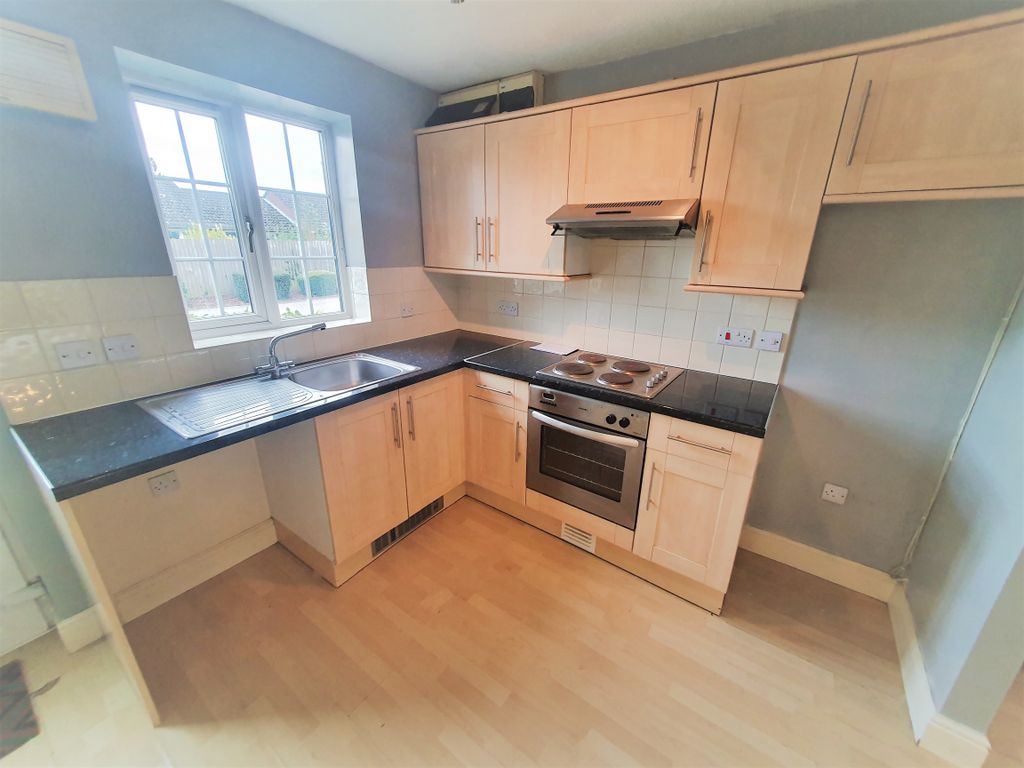 Property photo 2 of 9