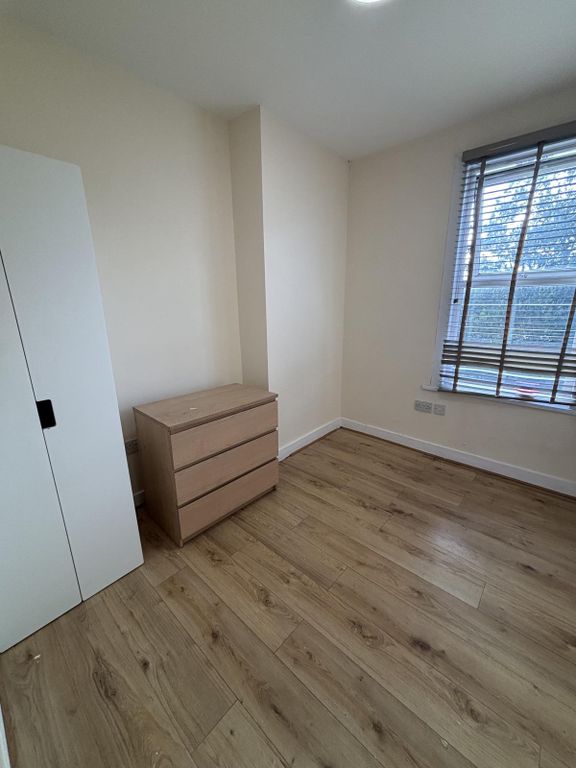 Property photo 3 of 5 Gallery