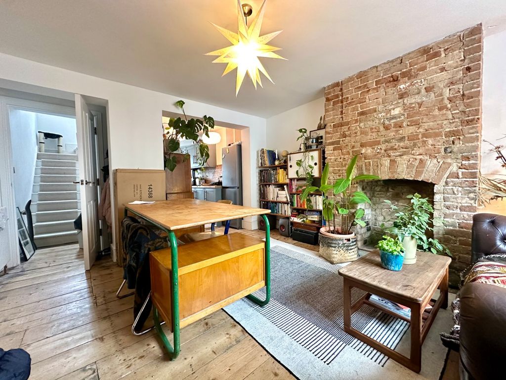 Property photo 3 of 20 Picture 3