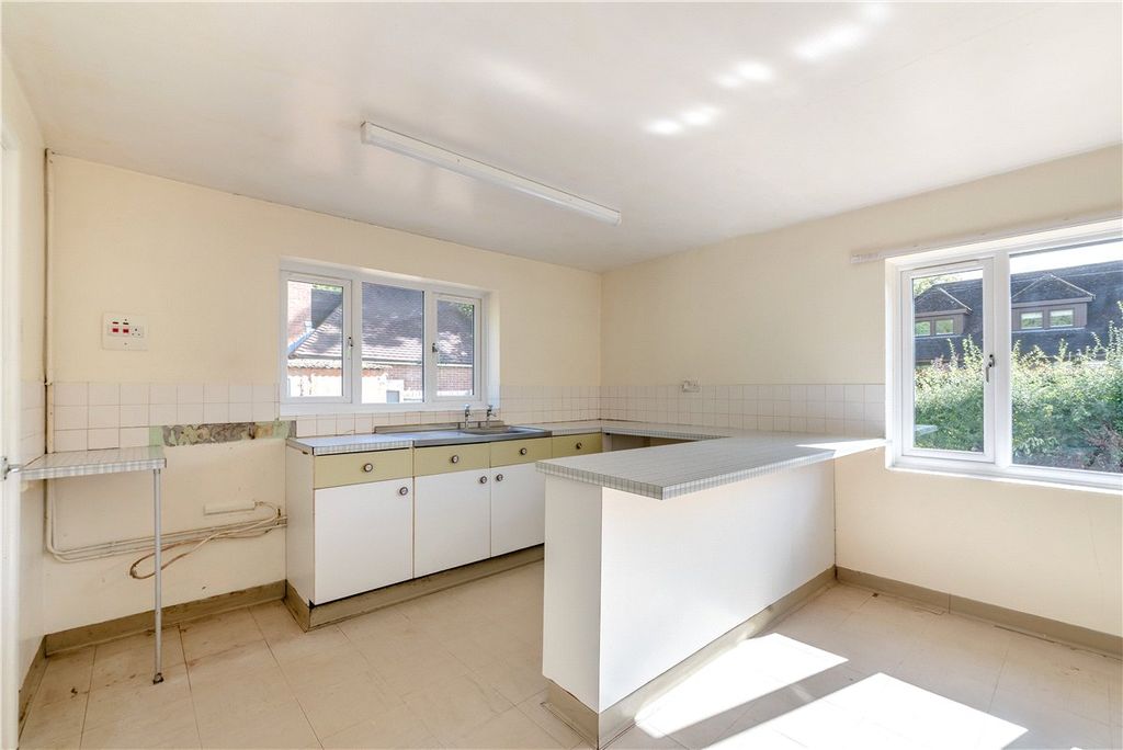 Property photo 3 of 13 Kitchen