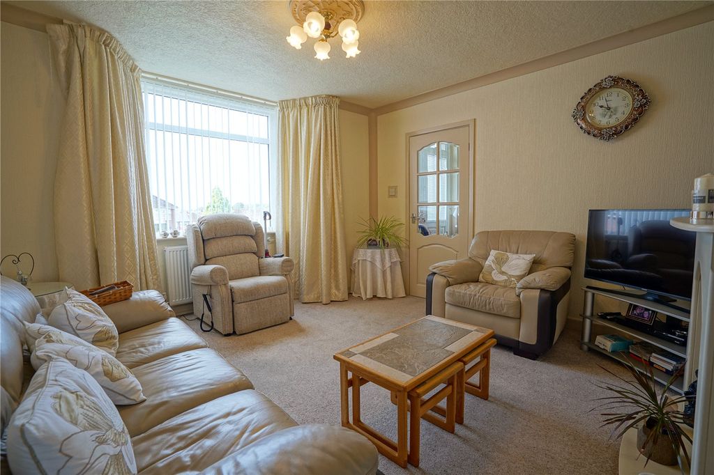 Property photo 3 of 15 Picture No. 09
