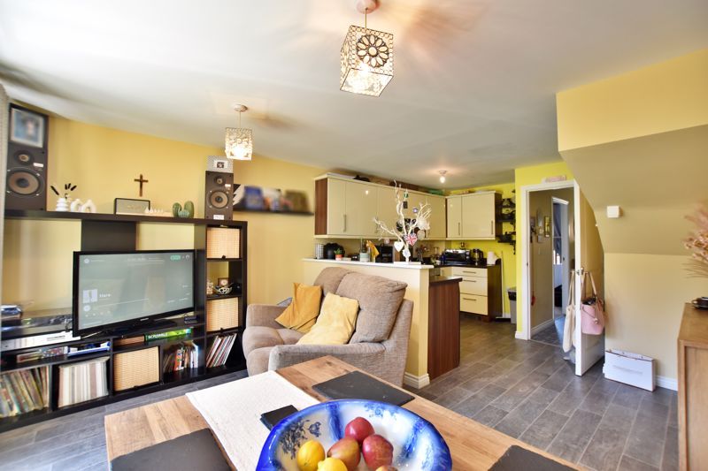 Property photo 2 of 15 Photo 3