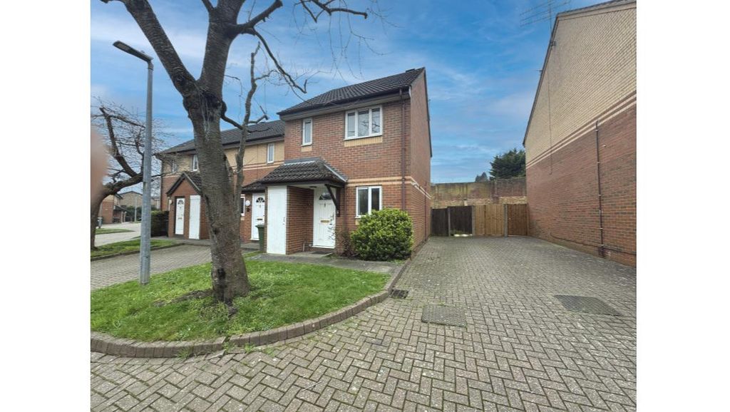 Property photo 1 of 11 9c951F70-1Bd0-11F1-912B-0242Ac110002-1140.Jpg