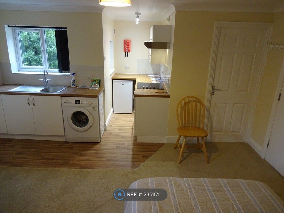 Property photo 3 of 8