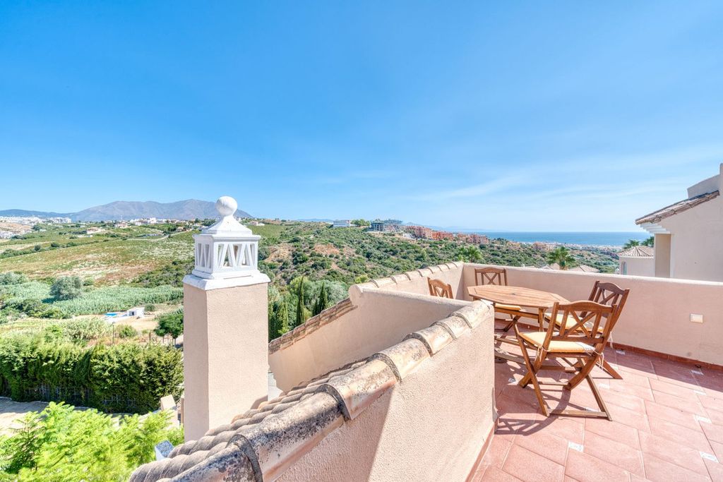 Property photo 1 of 43