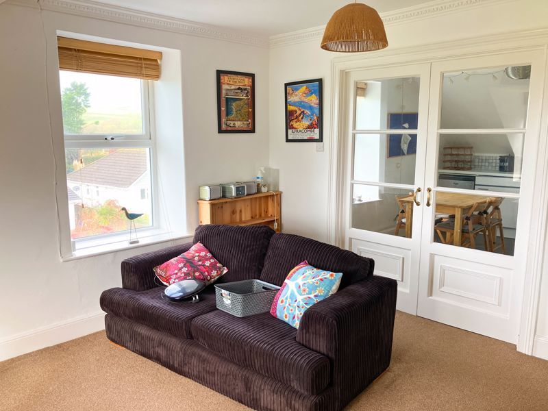 Property photo 2 of 11 Photo 6