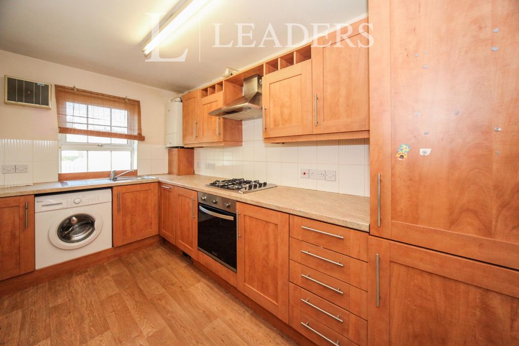 Property photo 2 of 8 2
