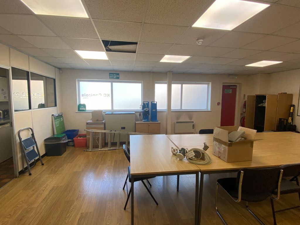 Property photo 3 of 13 Web Img_8557.Jpg