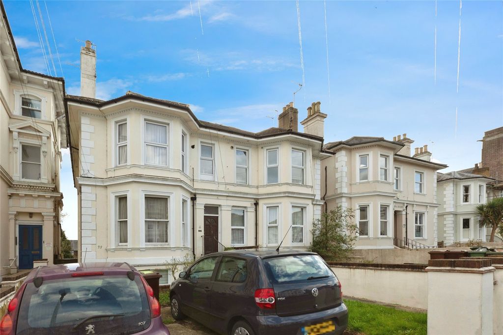 Property photo 1 of 10 Picture No. 14